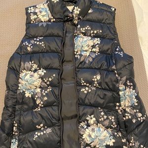 Ann Taylor LOFT lightweight vest